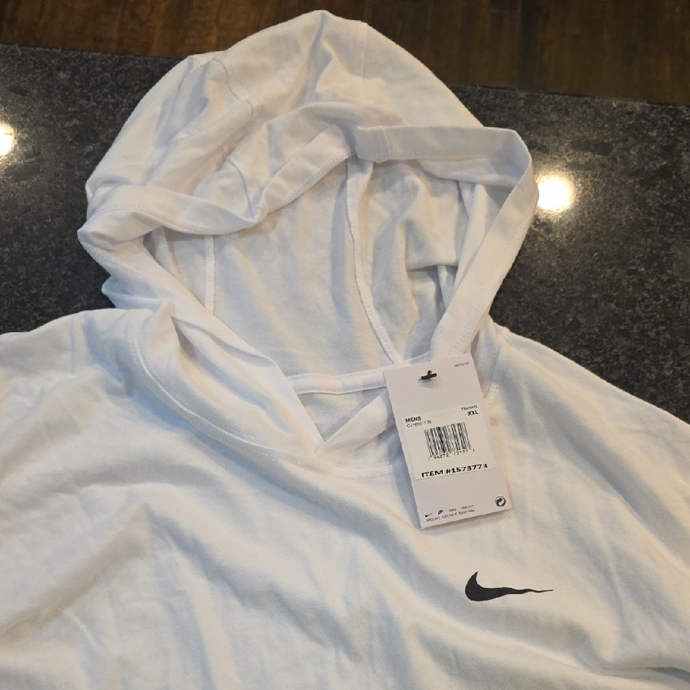 Nike White Hoodie Tee Shirt NWT